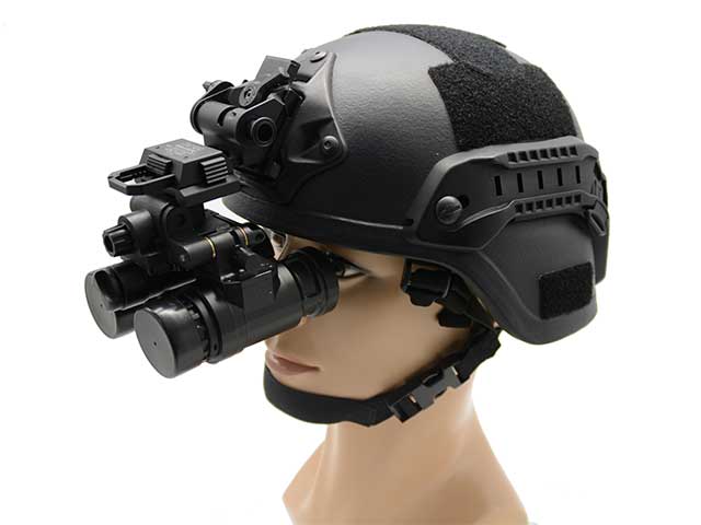 Head mounted night vision binocular goggles