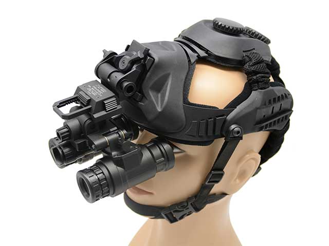 Head mounted night vision binocular goggles