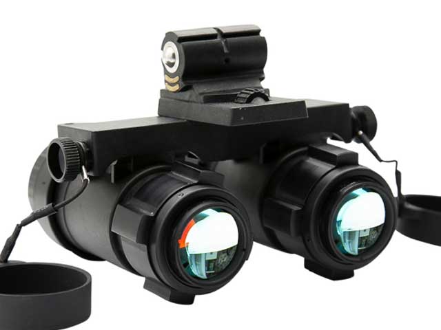 Pilot night vision goggles